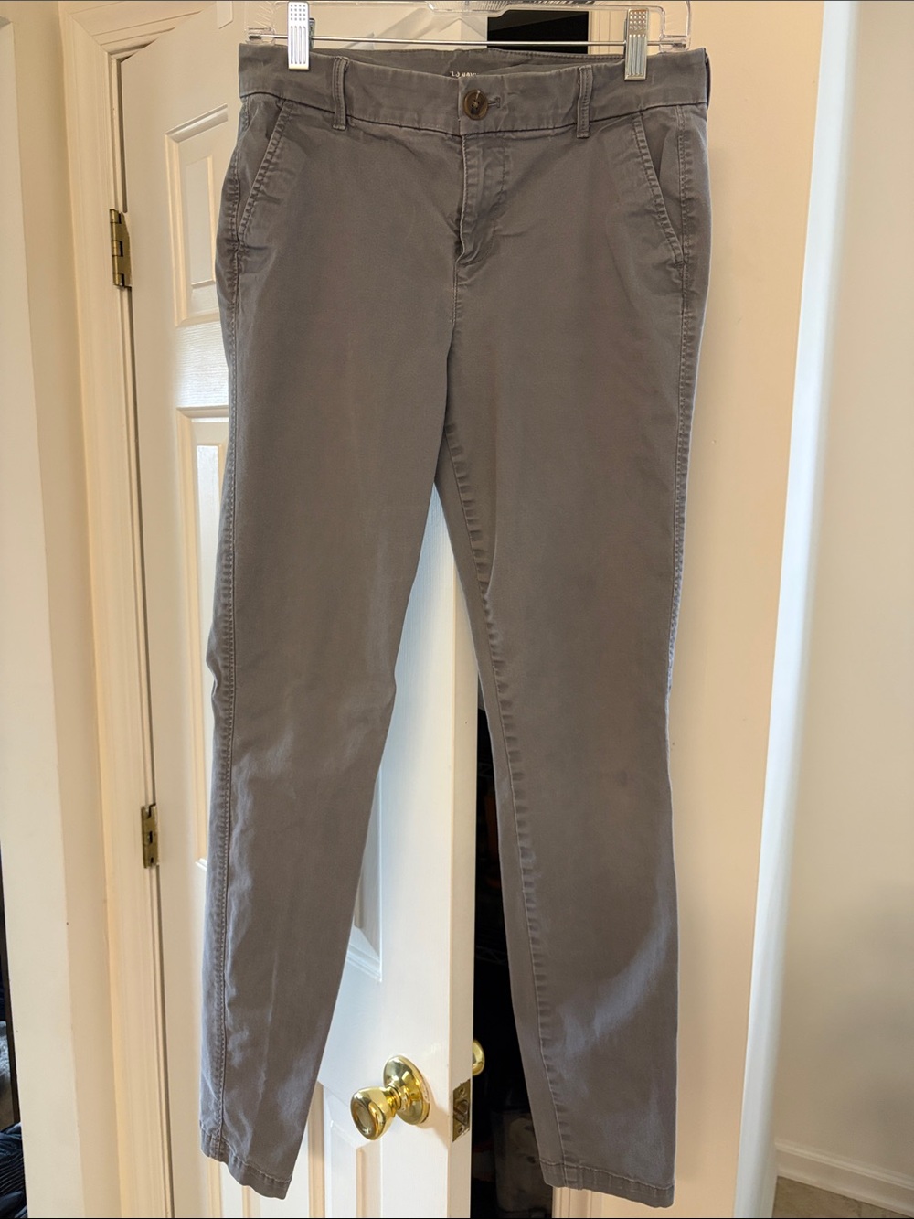 Gray Women's Old Navy Skinny Khakis